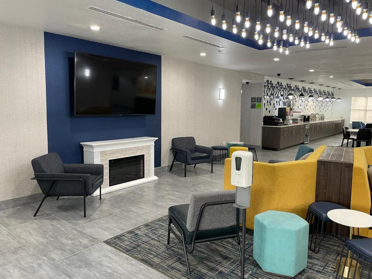 La Quinta By Wyndham Tampa Central Ngoại thất bức ảnh