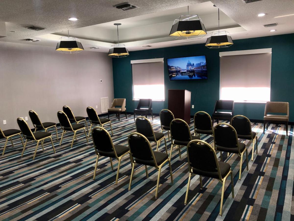 La Quinta By Wyndham Tampa Central Ngoại thất bức ảnh