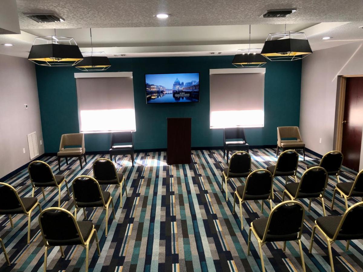 La Quinta By Wyndham Tampa Central Ngoại thất bức ảnh