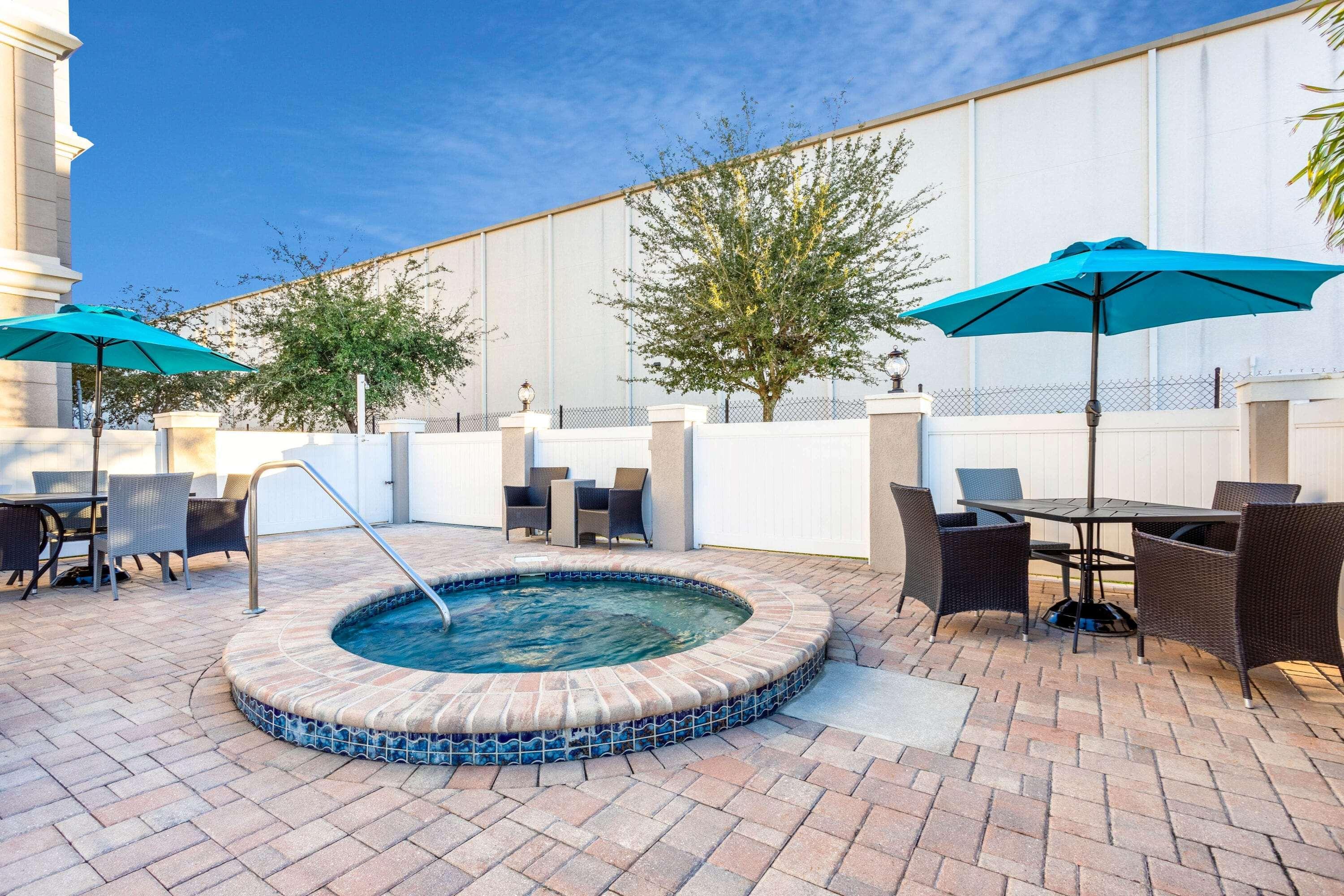 La Quinta By Wyndham Tampa Central Ngoại thất bức ảnh